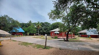 La Campagne Tropicana Beach Resort