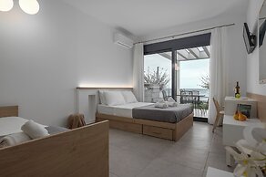 Cavo Blue Coastal Living Chalkidiki