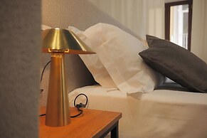 Toledo Luxury Rooms - LR Collection