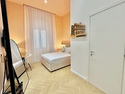 Toledo Luxury Rooms - LR Collection