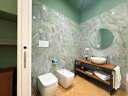 Toledo Luxury Rooms - LR Collection