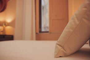 Toledo Luxury Rooms - LR Collection