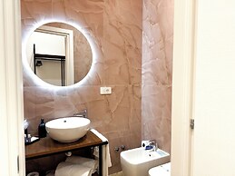 Toledo Luxury Rooms - LR Collection