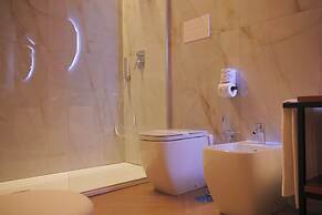 Toledo Luxury Rooms - LR Collection