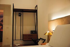 Toledo Luxury Rooms - LR Collection