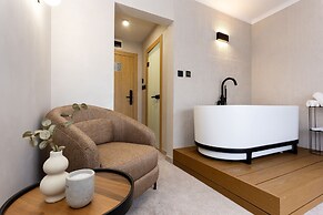 AMAR Design Hotel by HMG