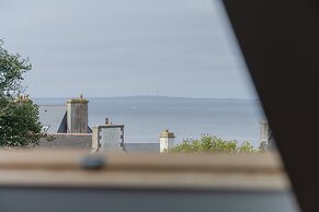 Charming House 300m From the sea