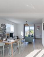 Charming House 300m From the sea