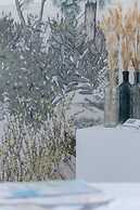 Charming House 300m From the sea