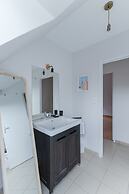 Charming House 300m From the sea