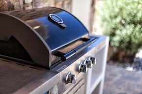 Villa Glyfada a Private Fully Equipped gem