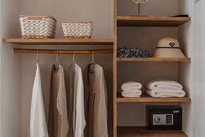 Sea La Vie Apartment