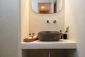 Villa Kaya Plaka With 3 Bedrooms and 3 Bathrooms