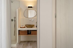 Villa Ama Plaka With 3 Bedrooms and 3 Bathrooms