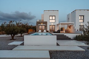 Villa Ama Plaka With 3 Bedrooms and 3 Bathrooms