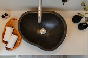 Villa Ama Plaka With 3 Bedrooms and 3 Bathrooms