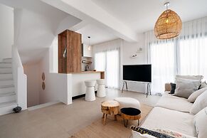 Villa Ama Plaka With 3 Bedrooms and 3 Bathrooms