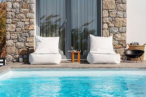 Villa Ama Plaka With 3 Bedrooms and 3 Bathrooms