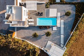 Villa Ama Plaka With 3 Bedrooms and 3 Bathrooms