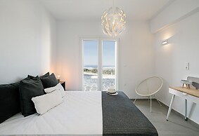 Villa Luxcia Located in Galanado Naxos