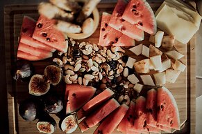 Villa Andalusia With 4 Bedrooms and 3 5 Bathrooms