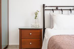 Kastro Boutique Apartment