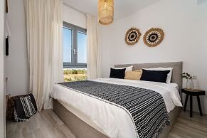 Maison Solea Plaka With 3 Bedrooms and 3 Bathrooms