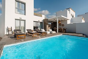 Maison Solea Plaka With 3 Bedrooms and 3 Bathrooms