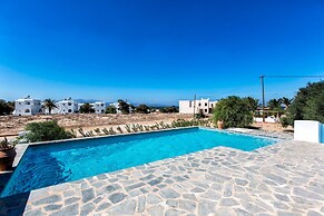 Perla Casa in Naxos With 3 Bedrooms and 2 Bathrooms