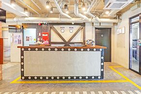 MyTown Hong Kong, Classy Hostel Bunkbeds in Taguig, Metro Manila