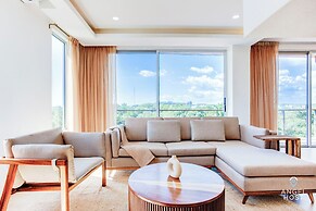 Jungle & Ocean View Condos