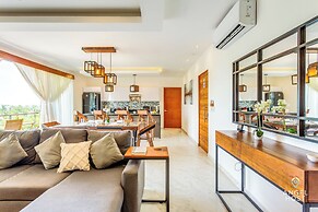 Jungle & Ocean View Condos