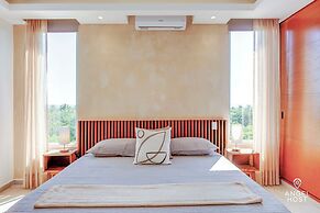 Jungle & Ocean View Condos