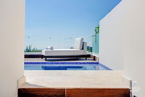 Jungle & Ocean View Condos