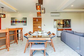 Jungle & Ocean View Condos