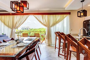 Jungle & Ocean View Condos