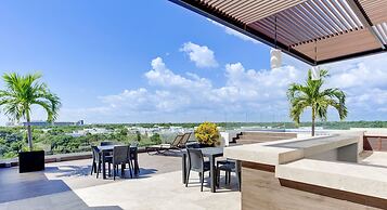 Jungle & Ocean View Condos