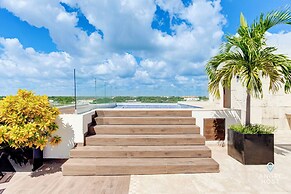 Jungle & Ocean View Condos