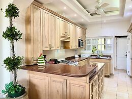 Cascada by Andiani Travel