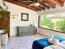 Cascada by Andiani Travel