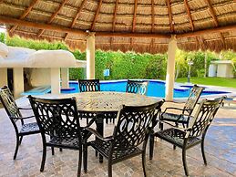 Cascada by Andiani Travel