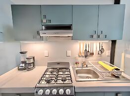 Beachfront and Ocean View Apartment