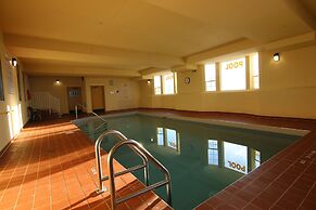 Western Budget Plus Grande Prairie 2