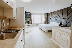 Western Budget Plus Grande Prairie 2