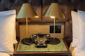 Whisky Hotel