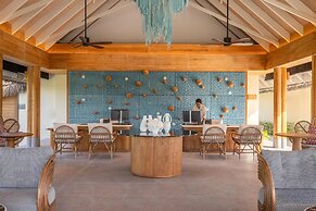 dusitD2 Feydhoo Maldives