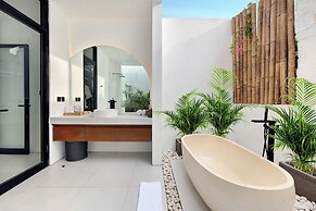 Baliwood Residence Villas II