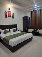 The Leisure Cave Premier