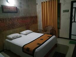Haritha Holidays - Rooms & Restaurant