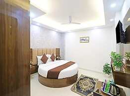 Hotel Vijaydeep Place Near Delhi Airport
